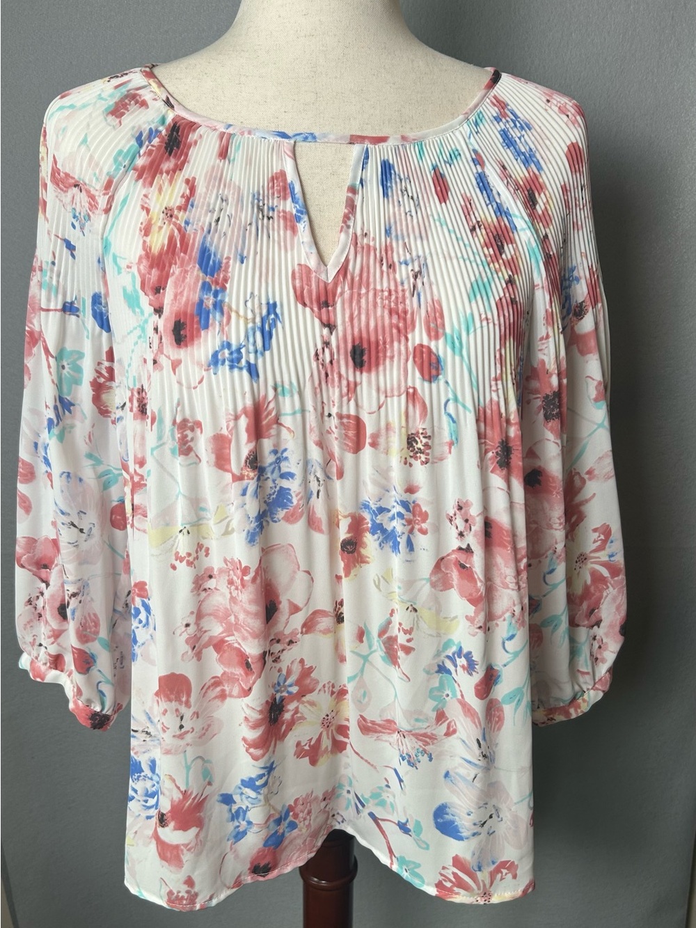 ELLE‎ Watercolor Floral Print 3/4 Sleeve Boho Pleated Blouse Medium M